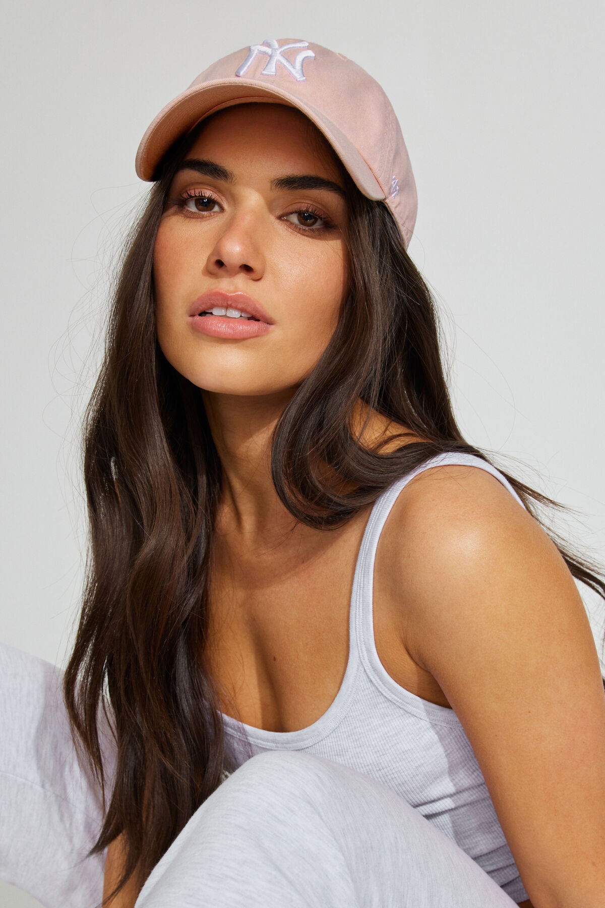 100062072_8IL_1920x2880-18