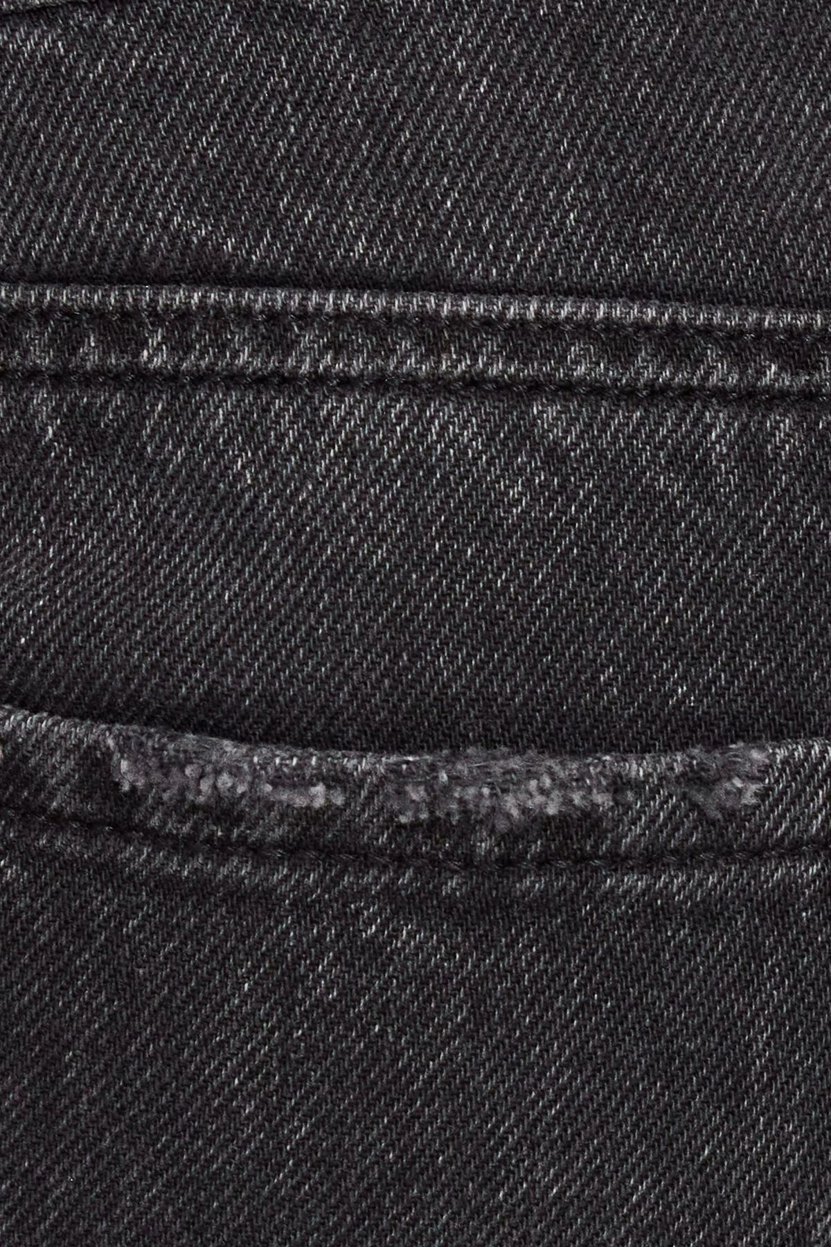 100084313_07O_alt4_1920x2880-10