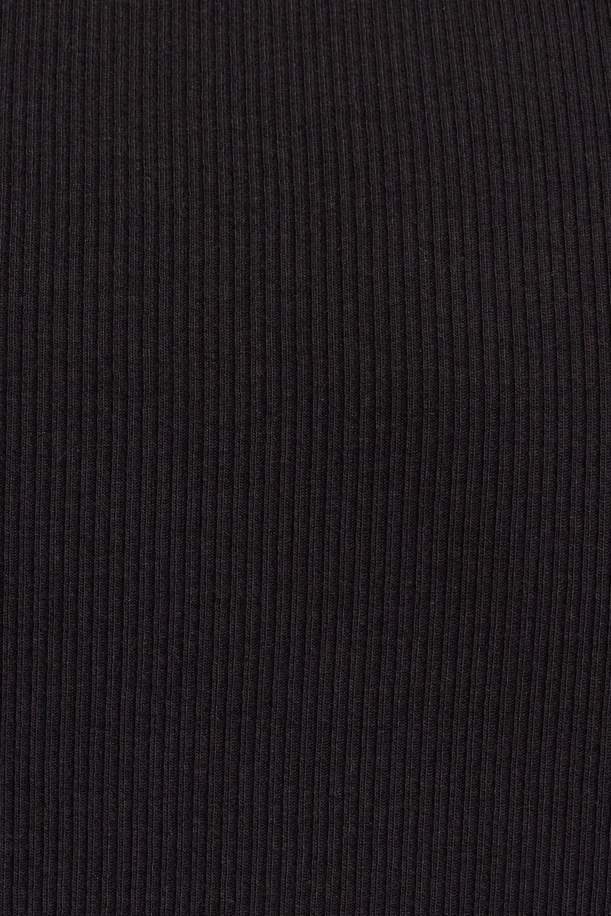 100088327_06V_alt3_1920x2880