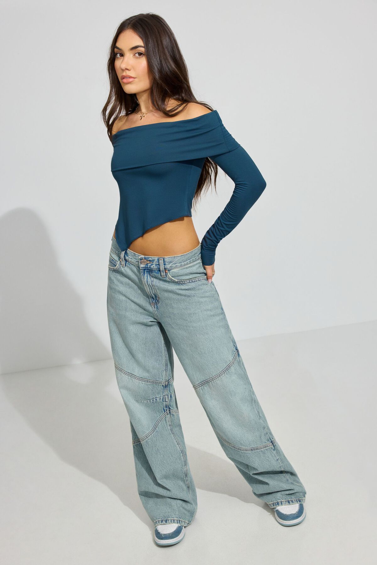 100088563_7LN_alt1_1920x2880-2