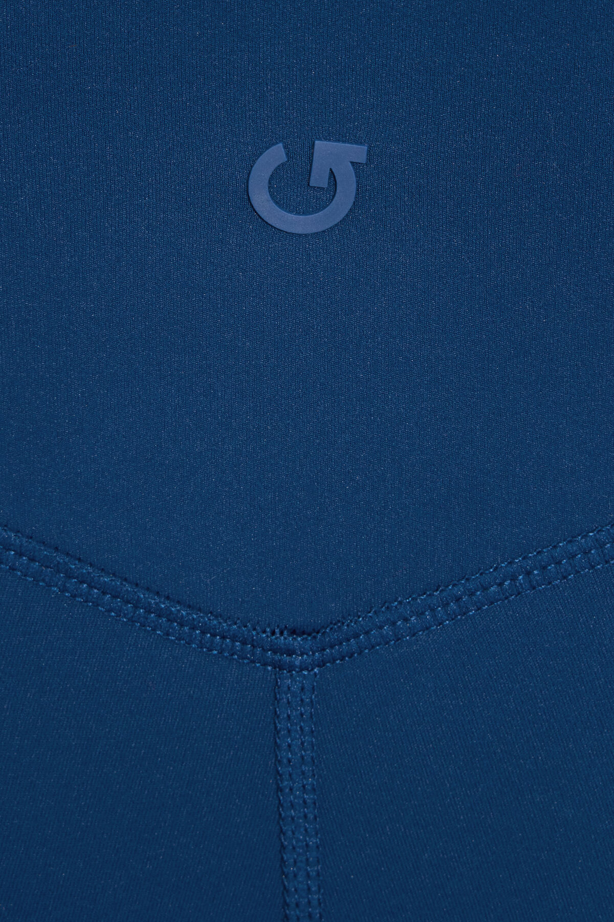 100090133_8H5_alt4_1920x2880-4