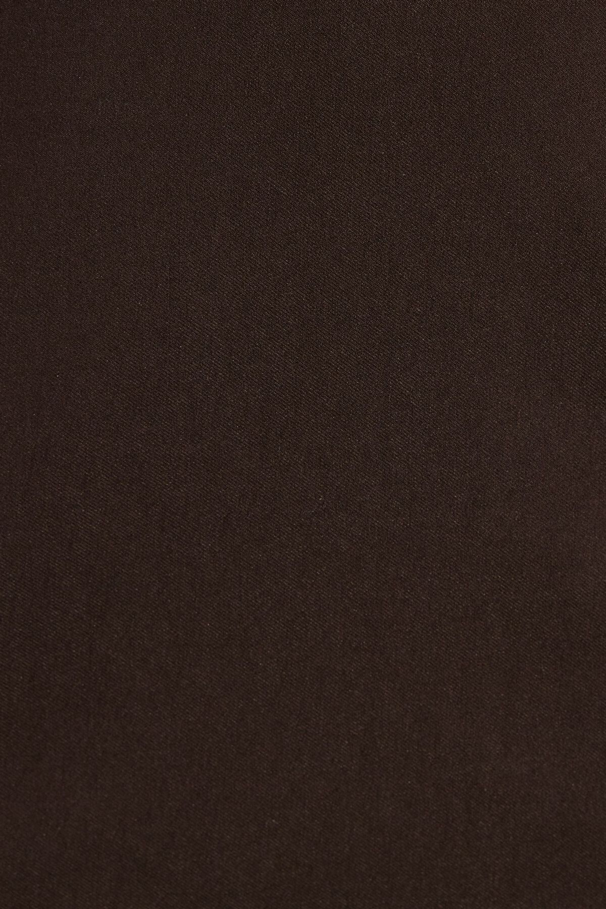 100091375_4DD_alt5_1920x2880-1