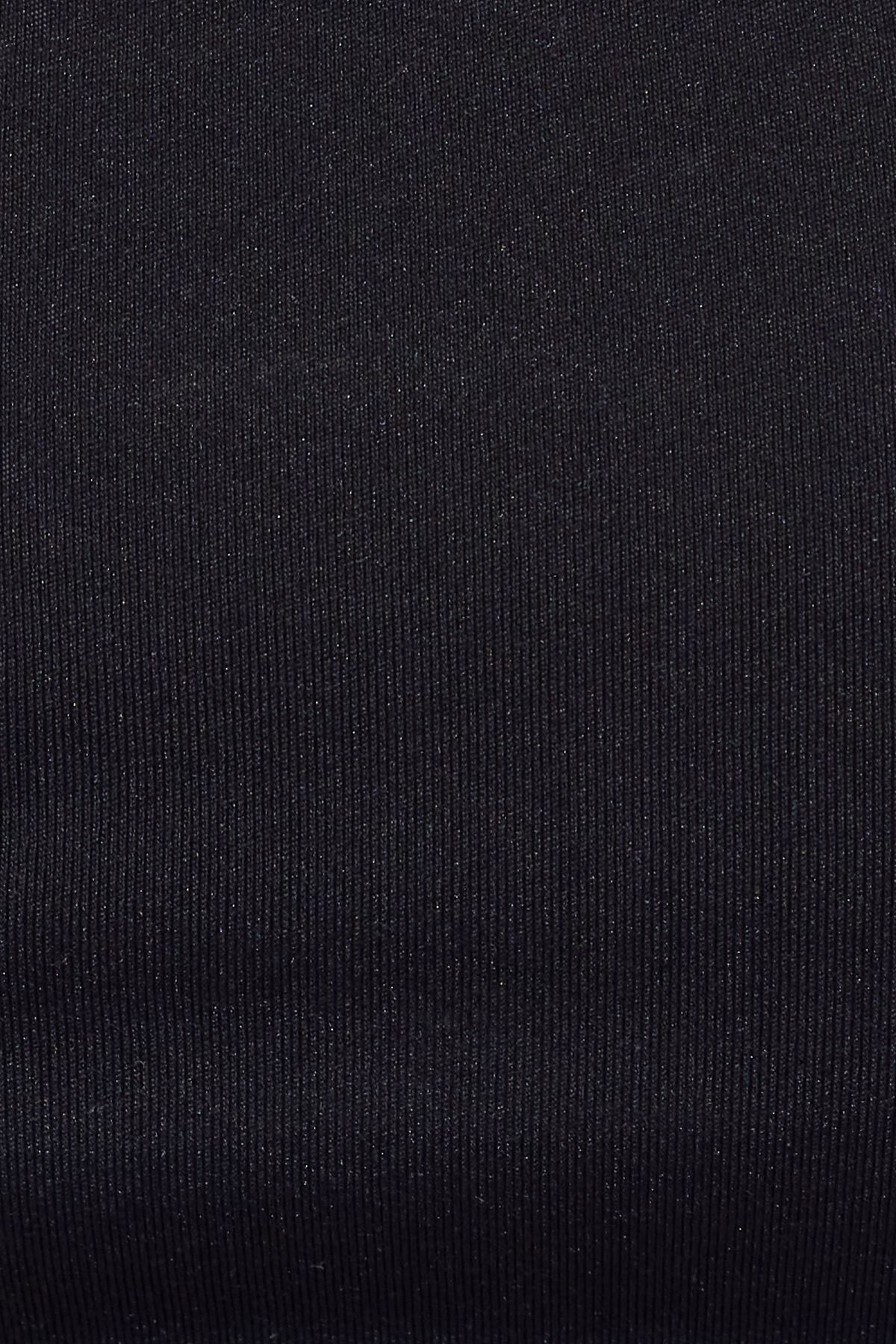 100091530_06V_alt4_1920x2880-2