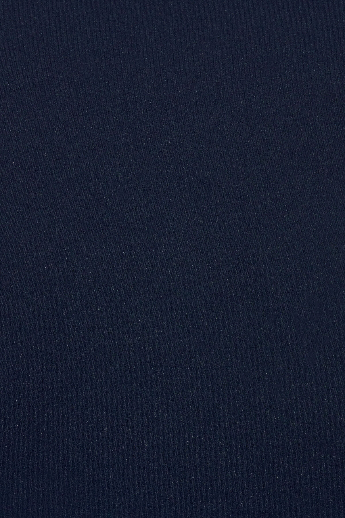 100091765_06G_alt4_1920x2880-4