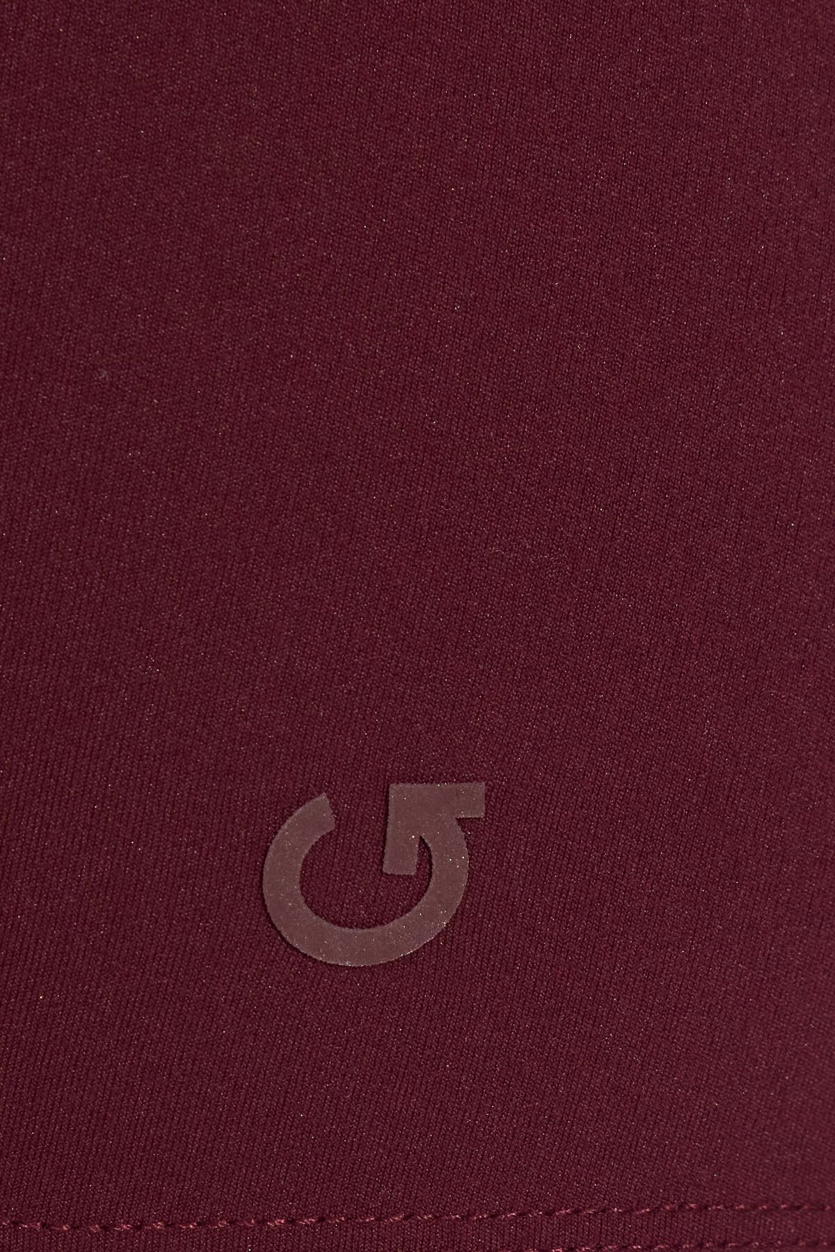 100091807_05P_alt4_1920x2880-1