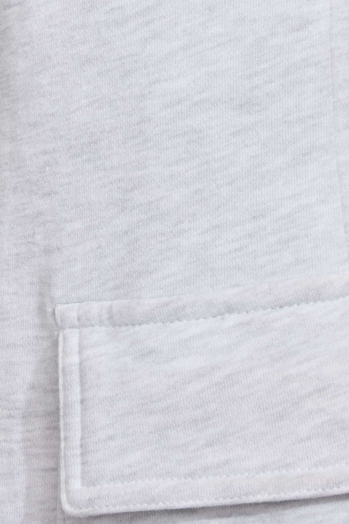 100091918_18X_alt4_1920x2880-11