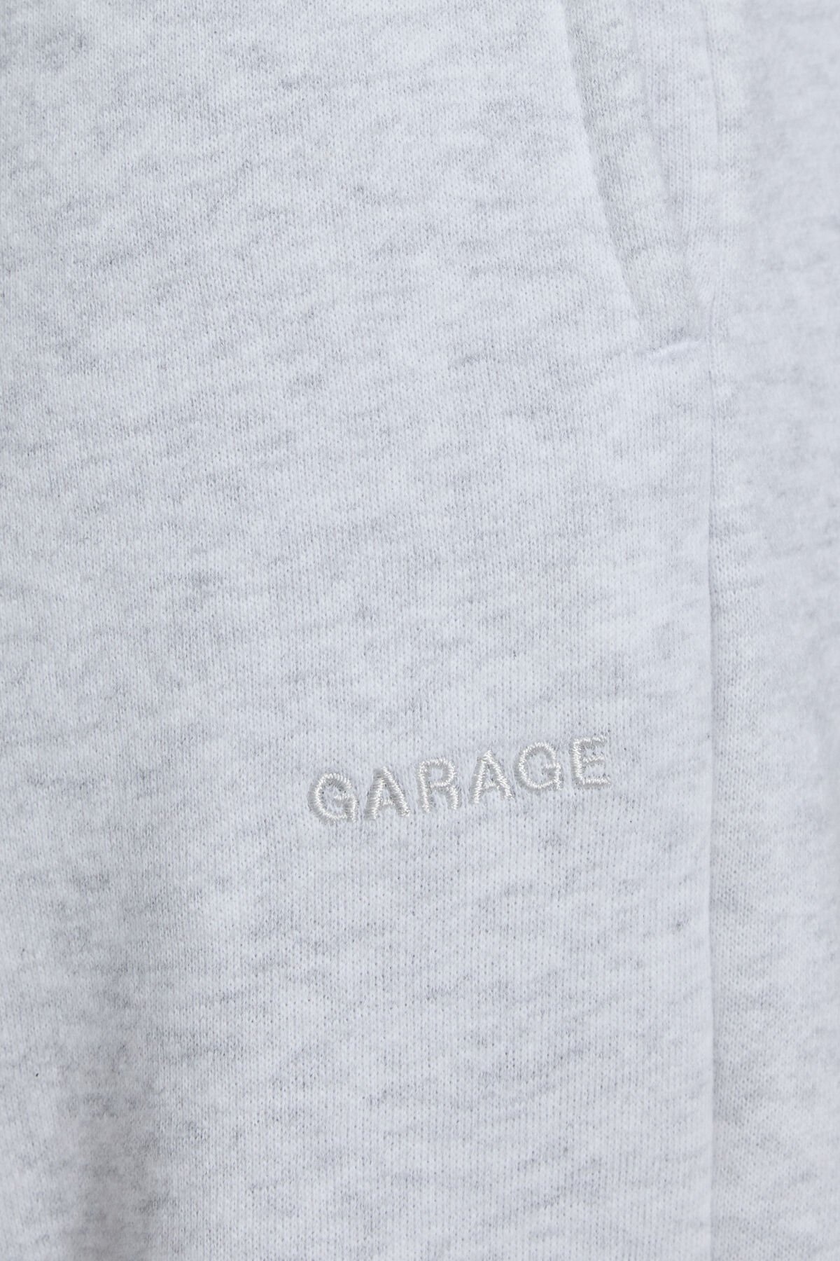 100091919_18X_alt5_1920x2880-3