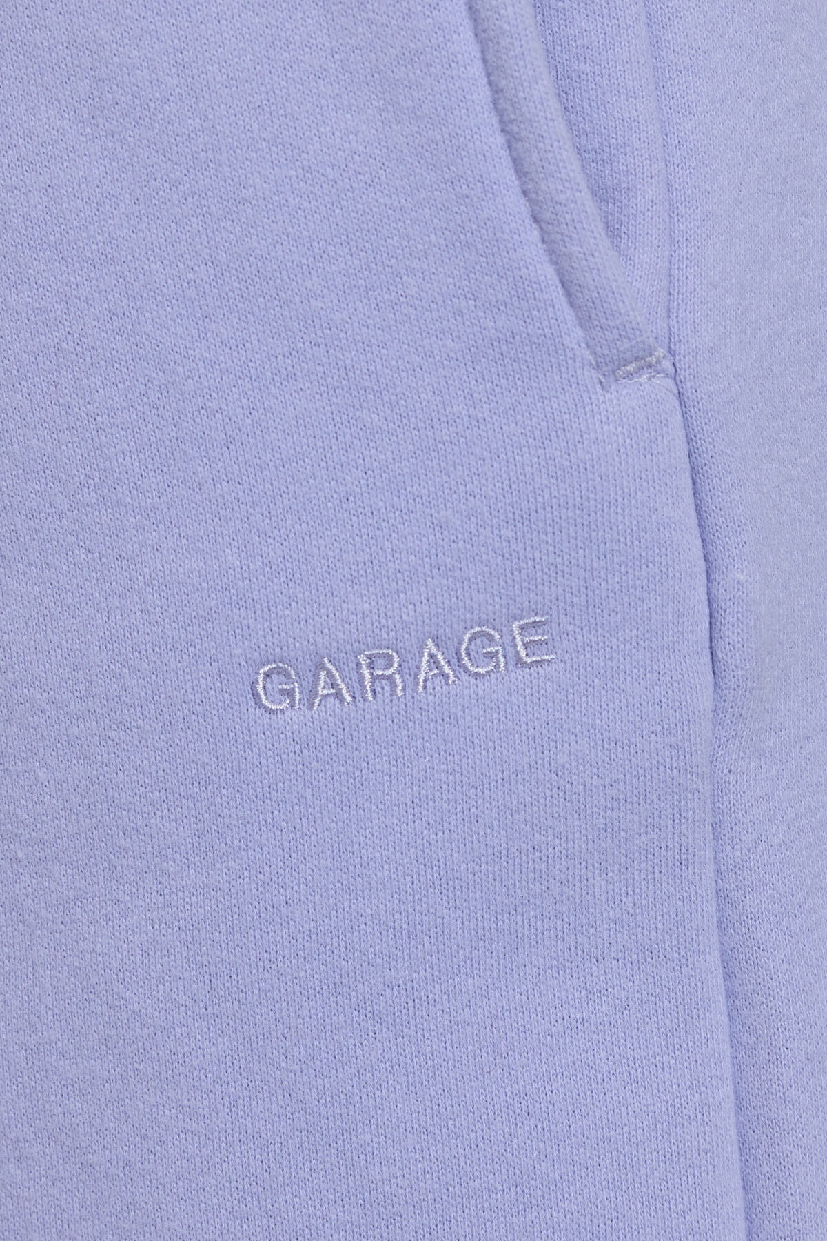 100091919_8DZ_alt3_1920x2880-1