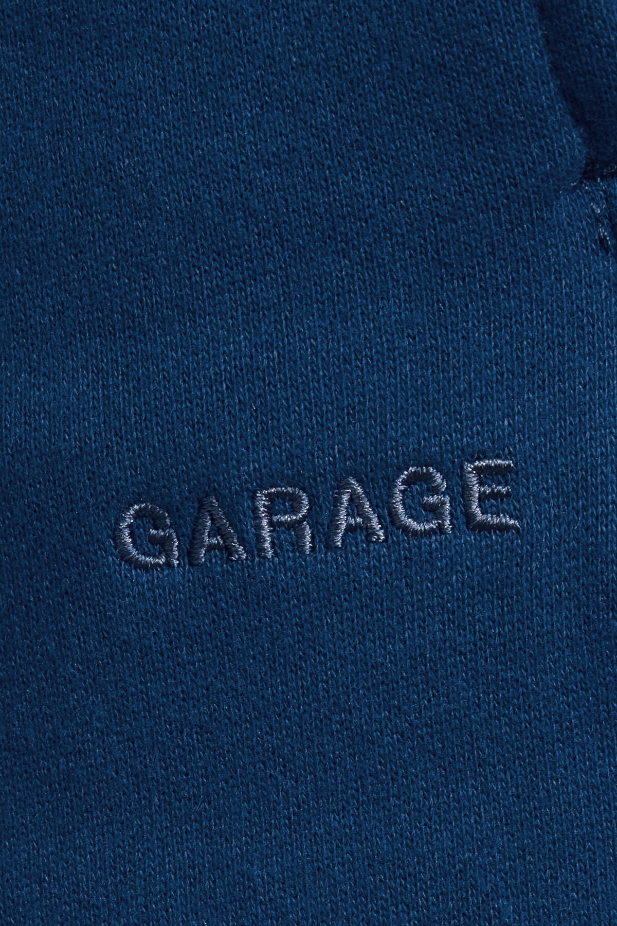 100091920_8H5_alt4_1920x2880-1