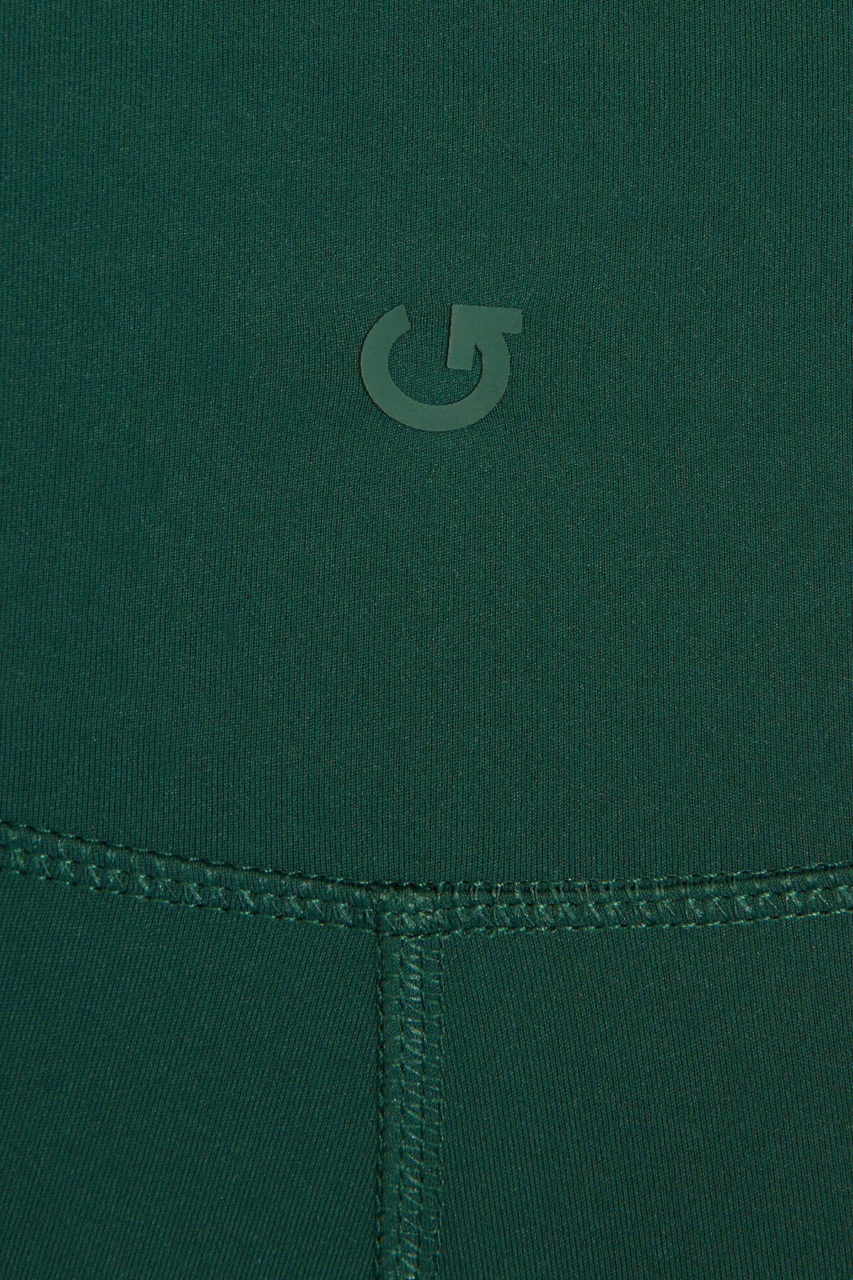 100091996_7N6_alt4_1920x2880-2