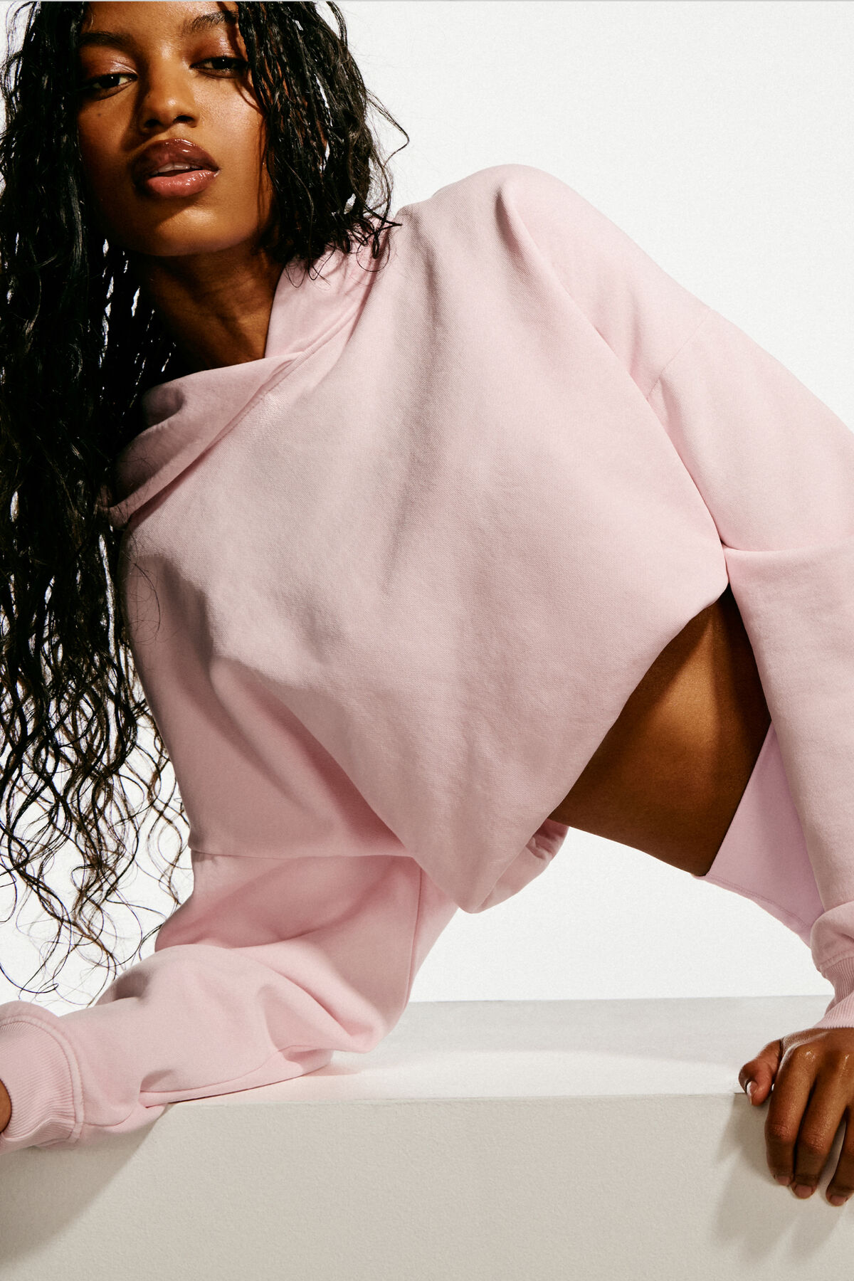 100092201_01K_1920x2880-4