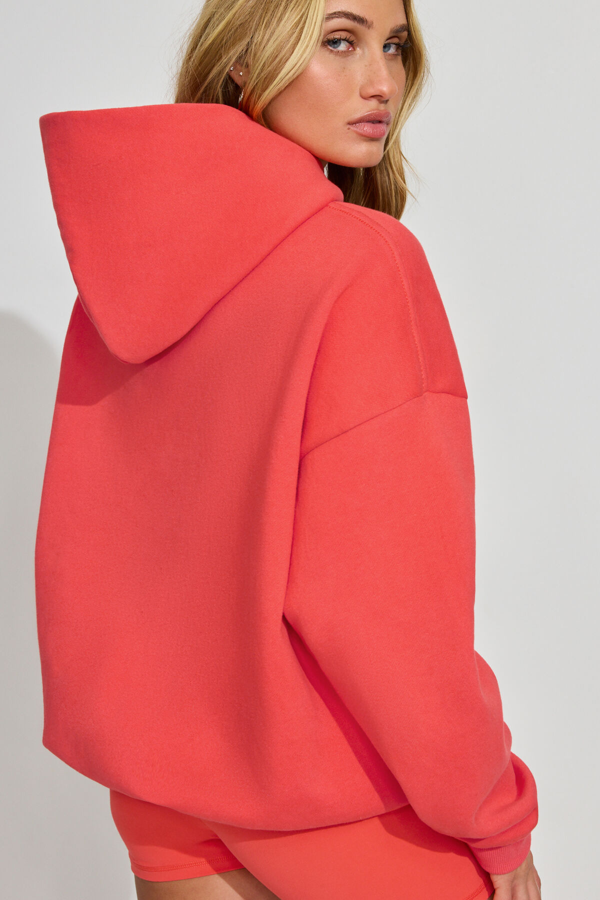 100092201_47M_alt4_1920x2880-7