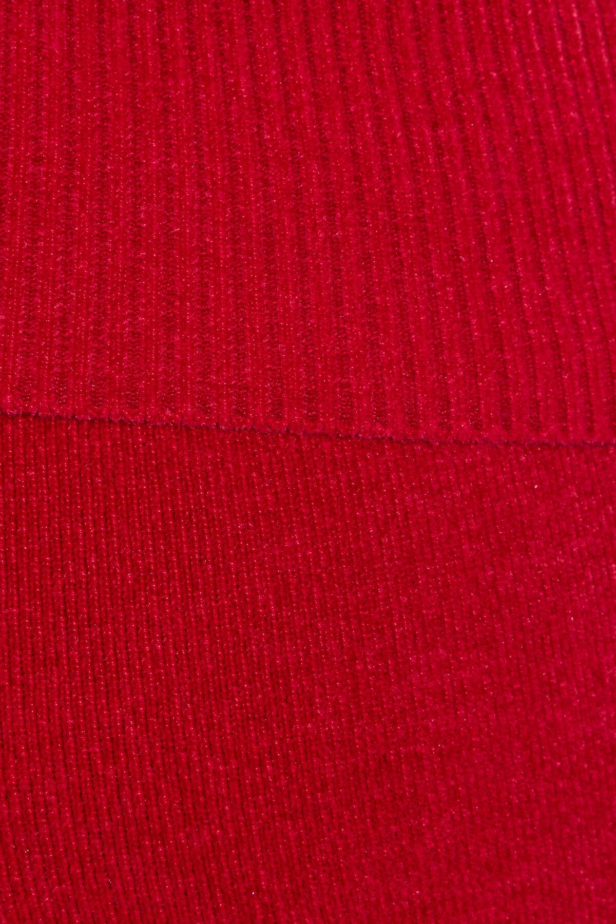 100092628_28T_alt3_1920x2880-3