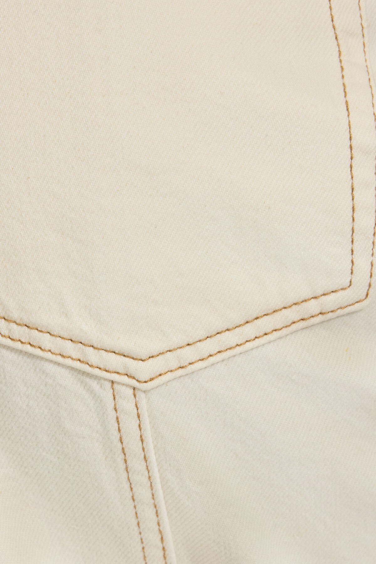 100093435_30N_alt4_1920x2880