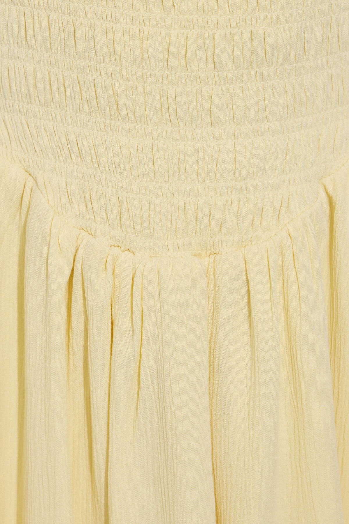 100093823_1MM_alt5_1920x2880-1