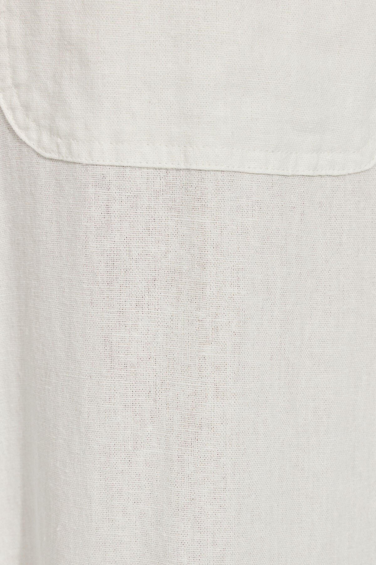 100093878_03G_alt3_1920x2880-1