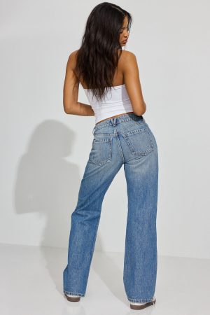 ’90s Straight Jeans