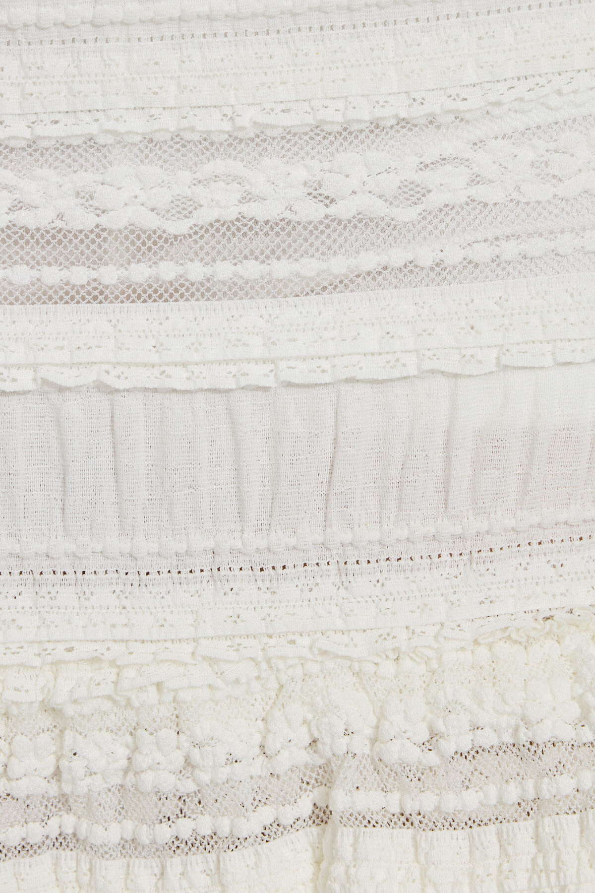 100094611_03G_alt4_1920x2880