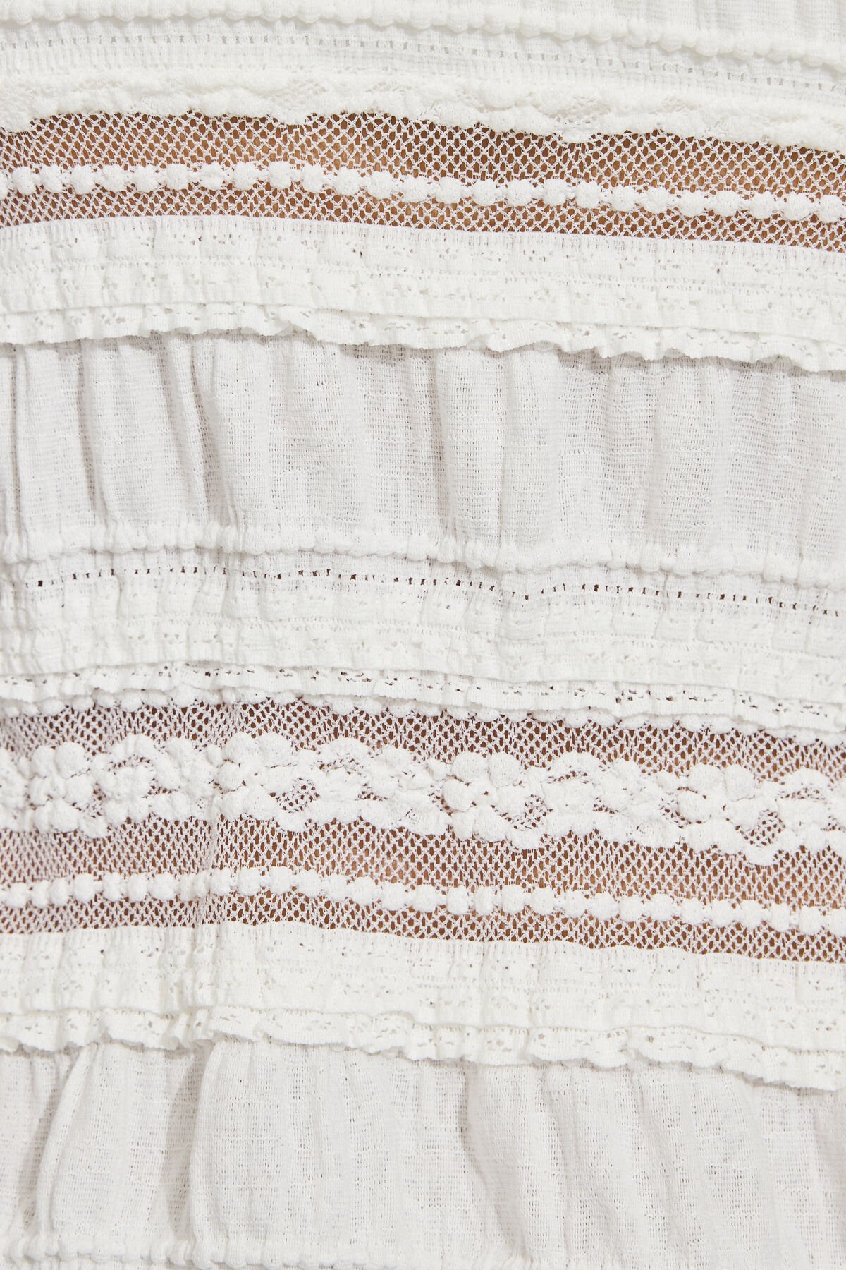 100095224_03G_alt3_1920x2880-1