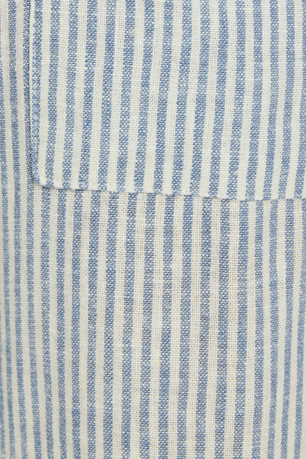 100095369_7VP_alt4_1920x2880