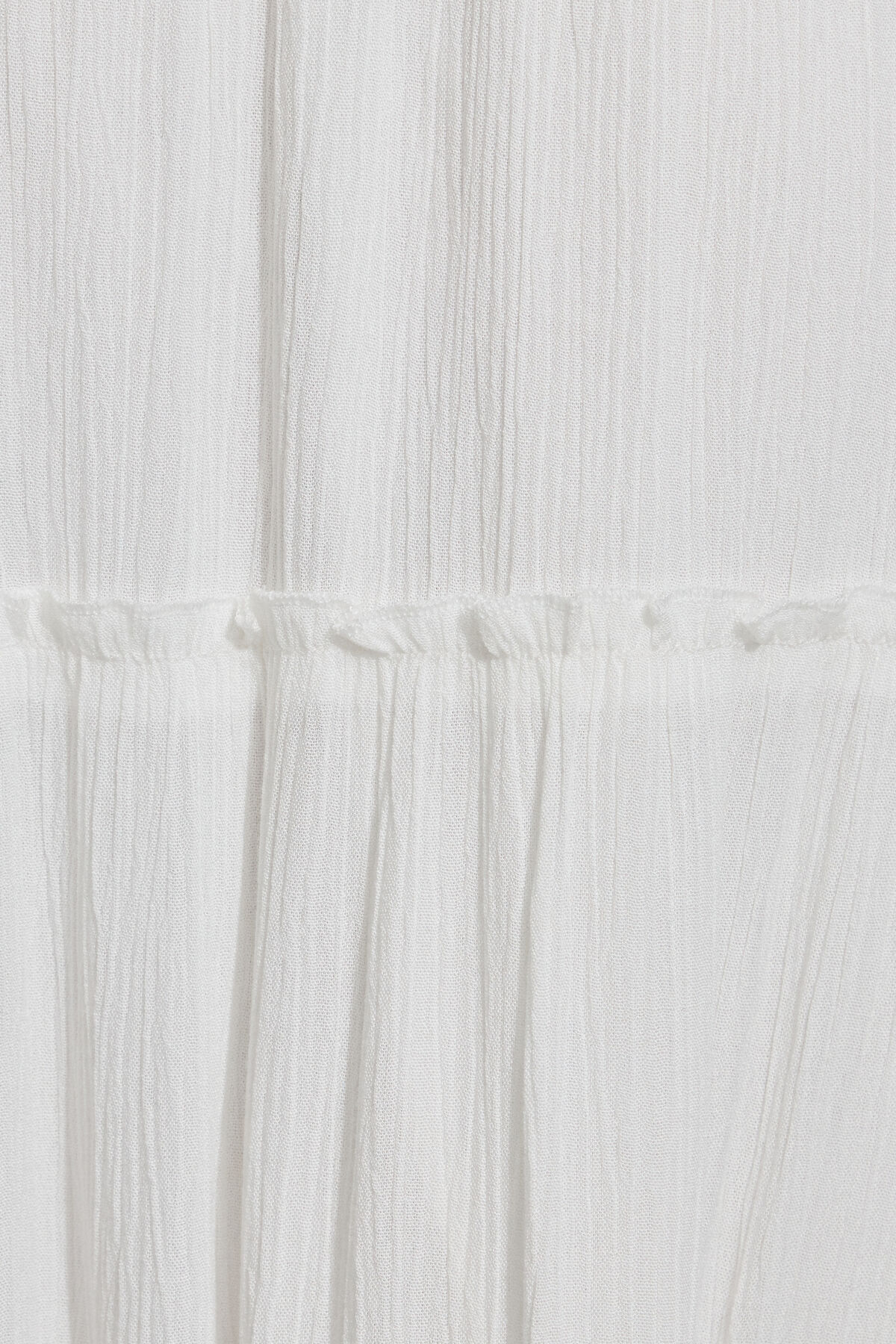 100096026_03G_alt4_1920x2880-1