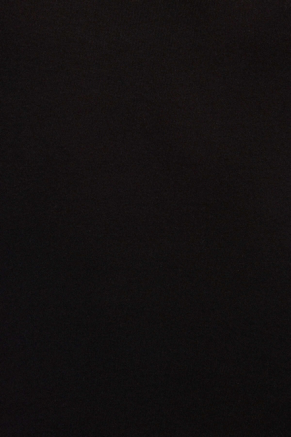 100096564_06V_alt3_1920x2880