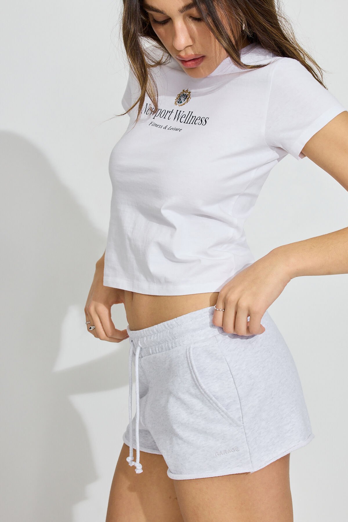 100097260_18X_alt1_1920x2880-3