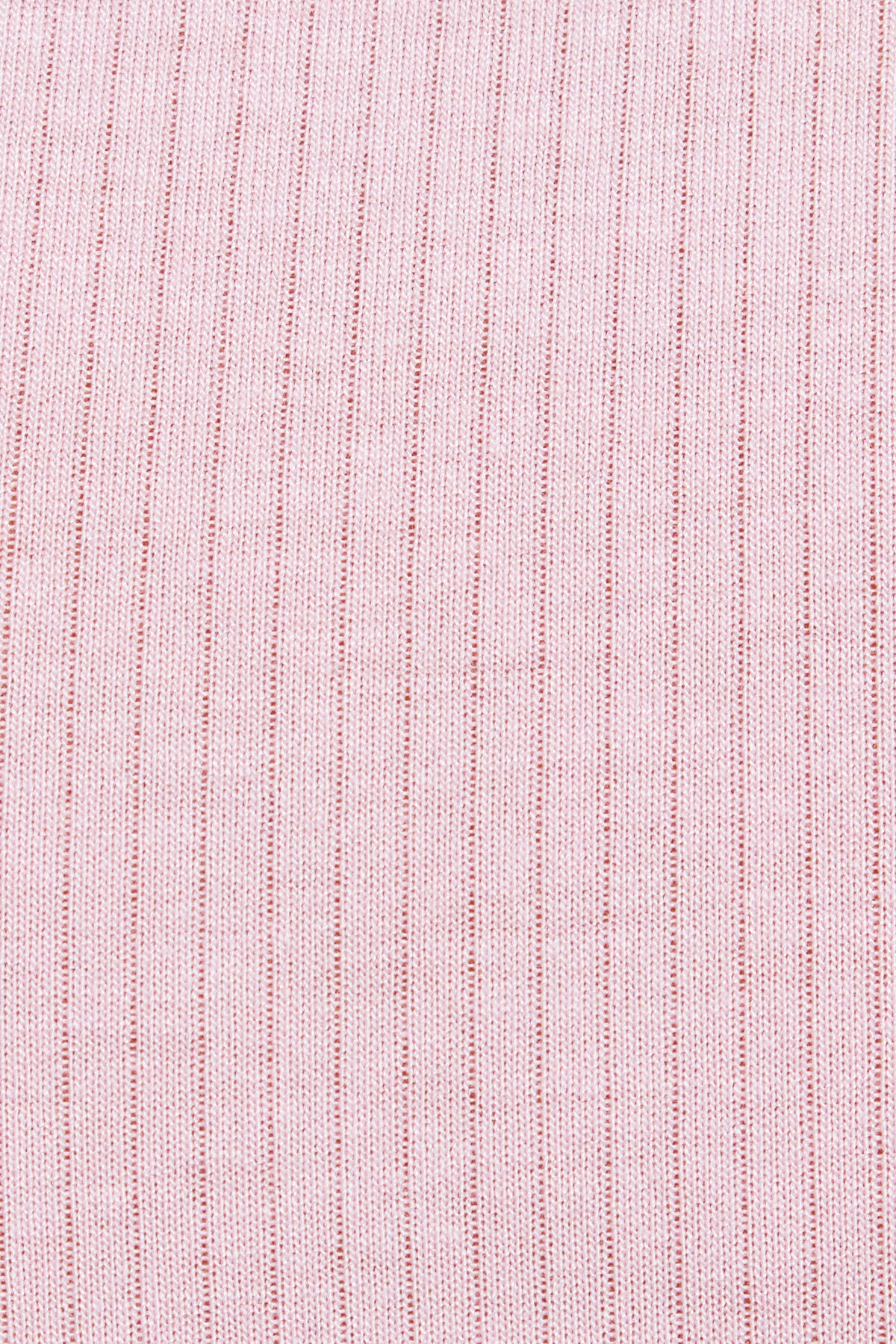 100098362_01K_alt3_1920x2880-1