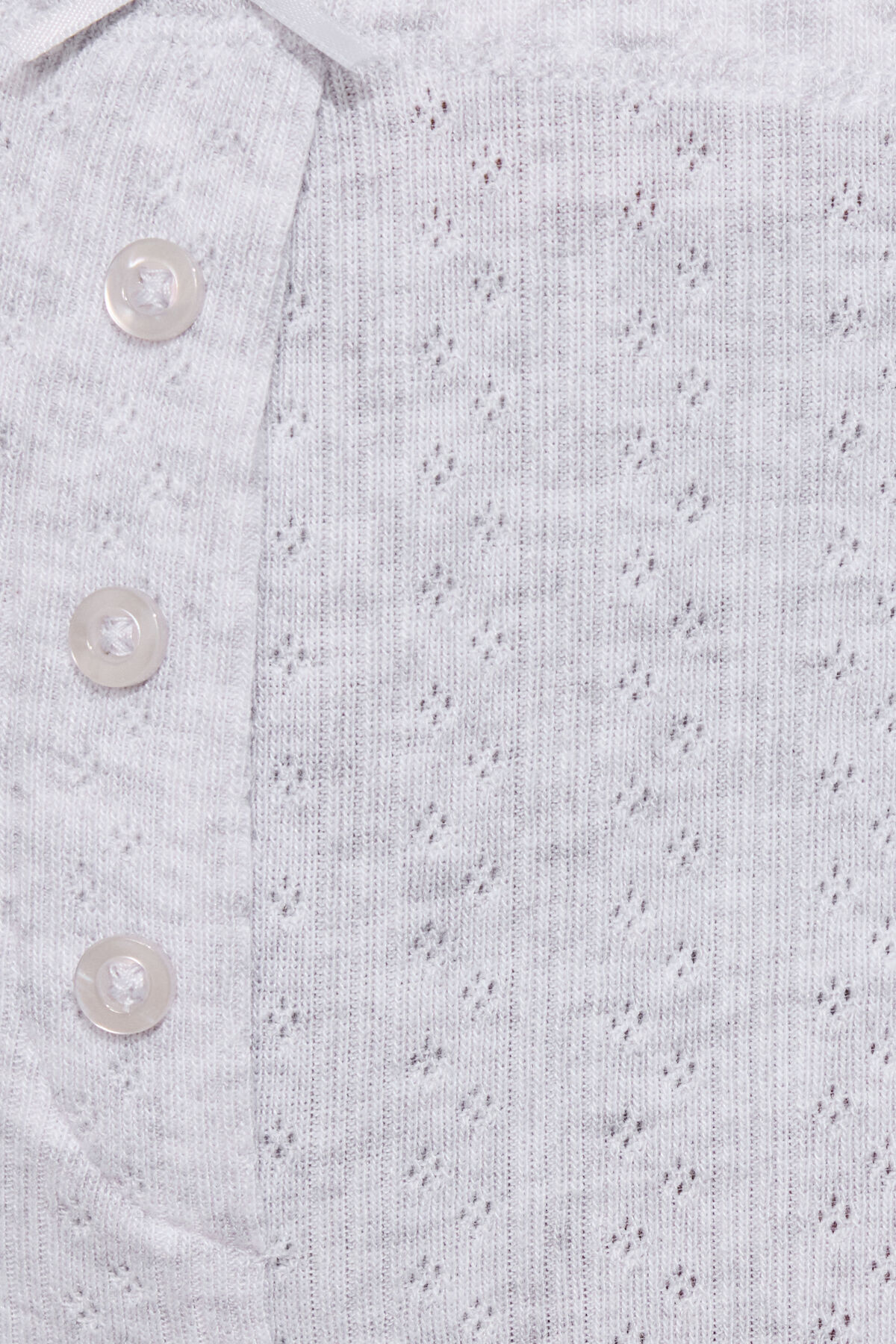 100098374_18X_alt3_1920x2880