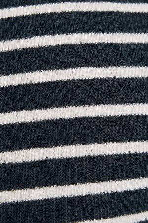 Tiny Pointelle Lettuce Edge Shorts