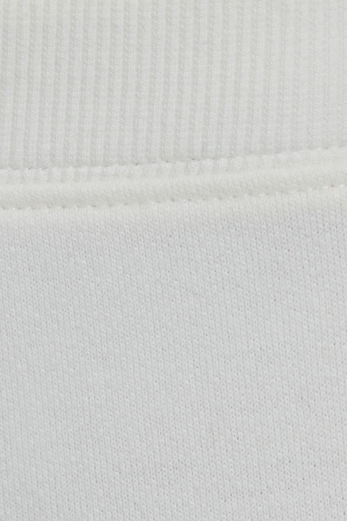 100098673_03G_alt3_1920x2880-3