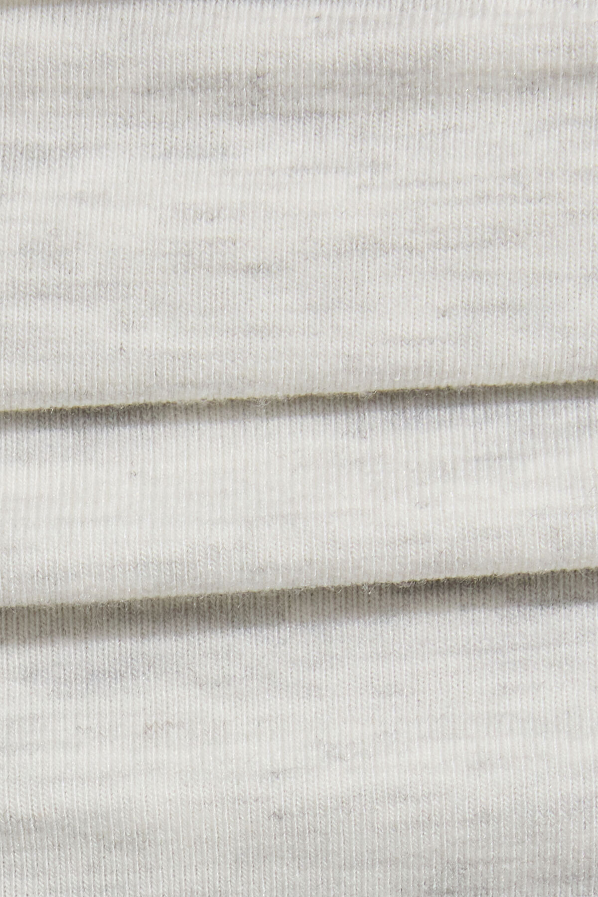 100099556_69I_alt3_1920x2880-7