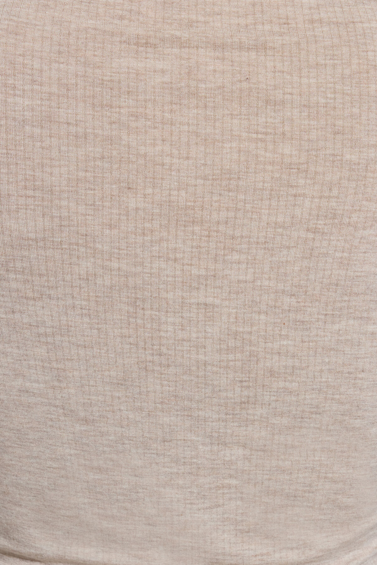 100099749_8CV_alt4_1920x2880