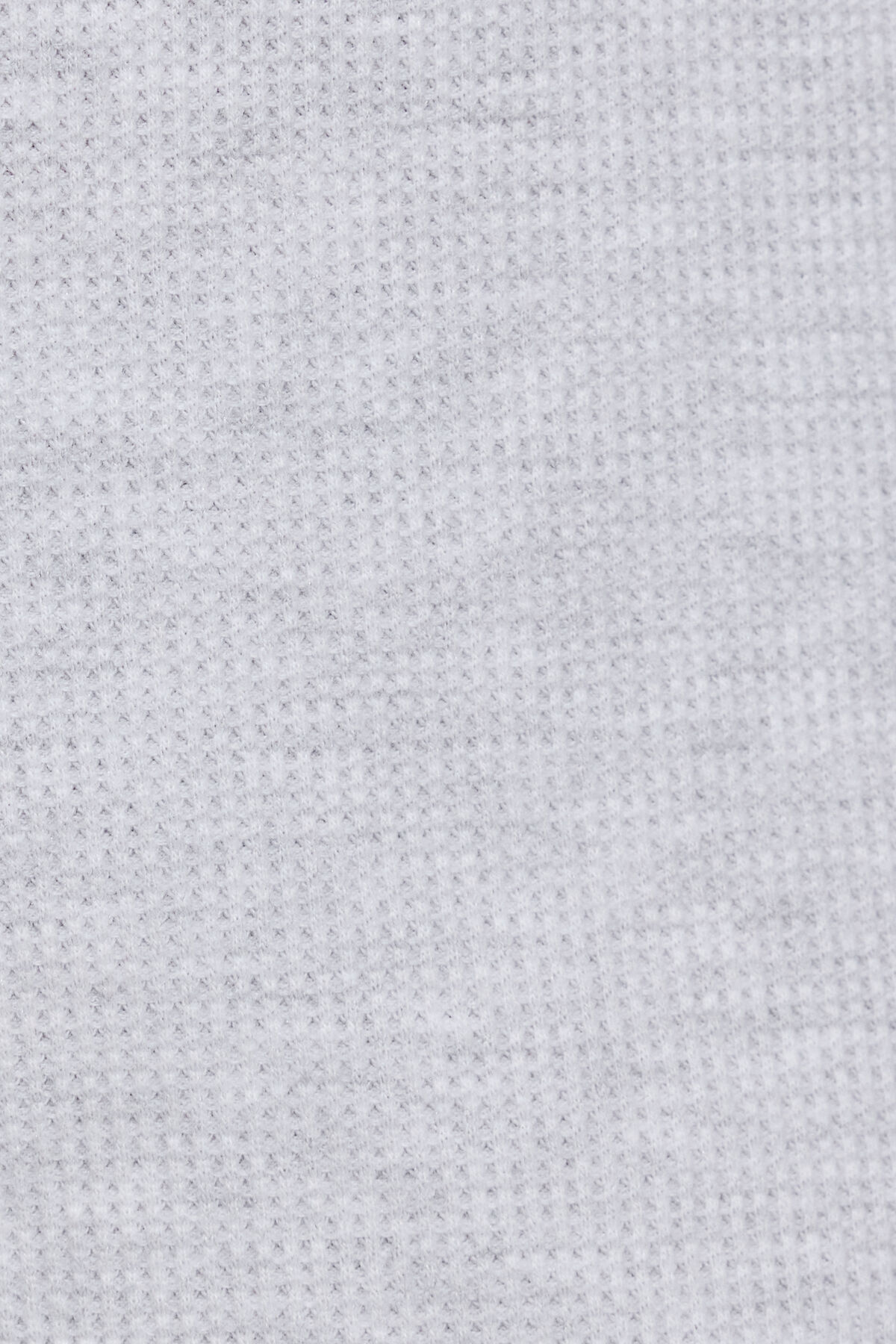 100099839_18X_alt5_1920x2880-3