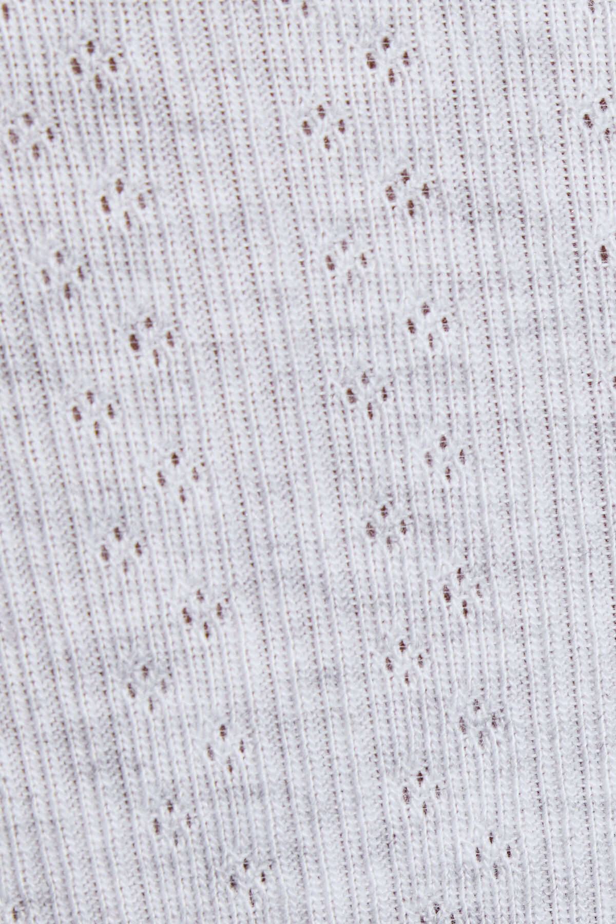 100099850_18X_alt4_1920x2880