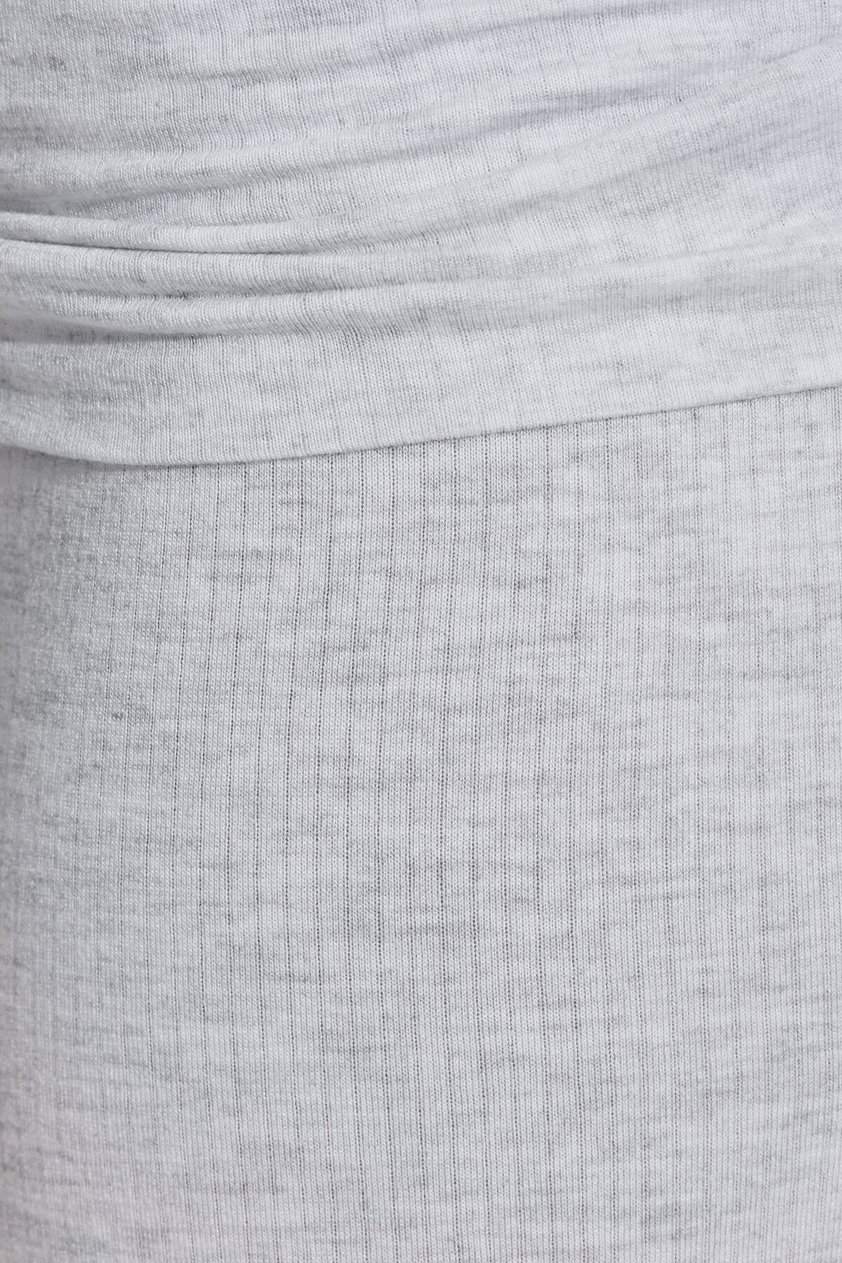 100099894_18X_alt3_1920x2880