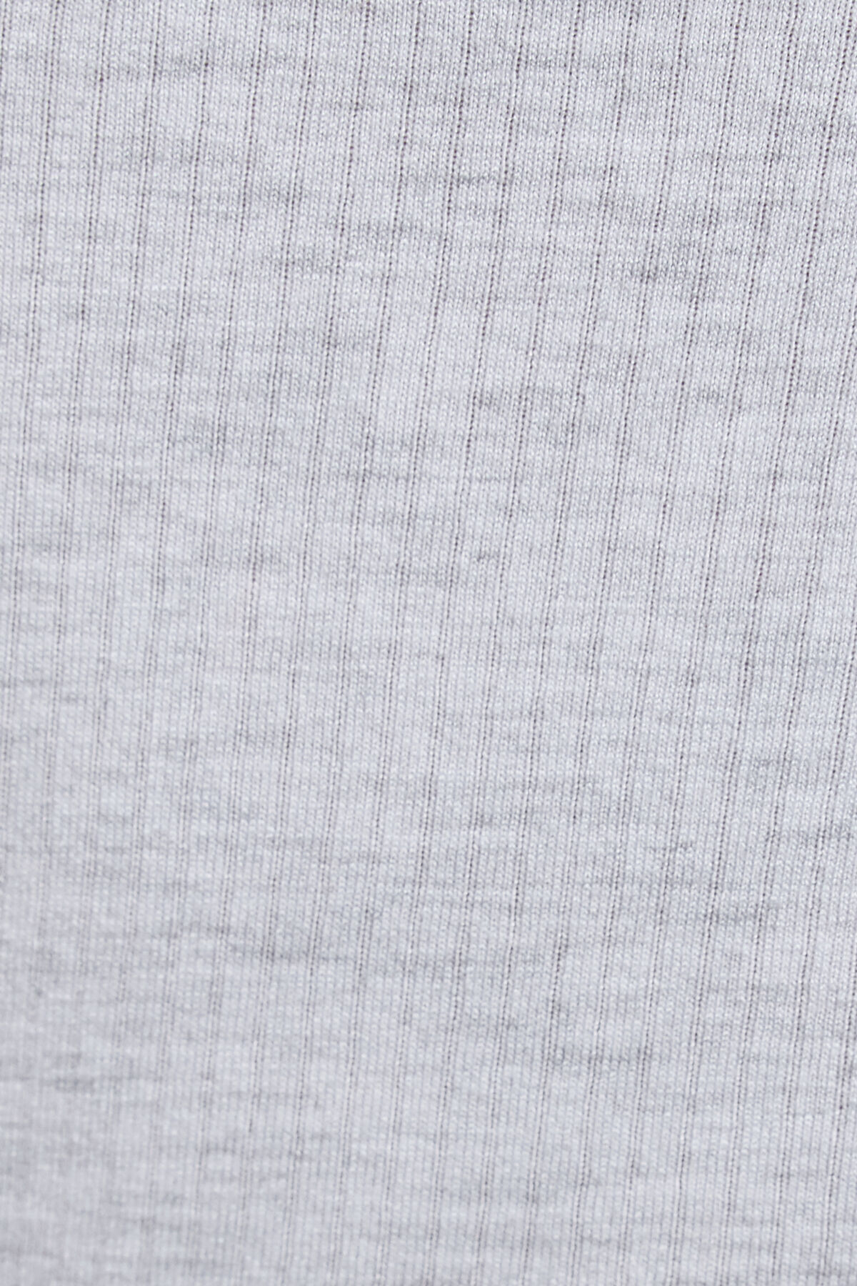 100099913_18X_alt3_1920x2880