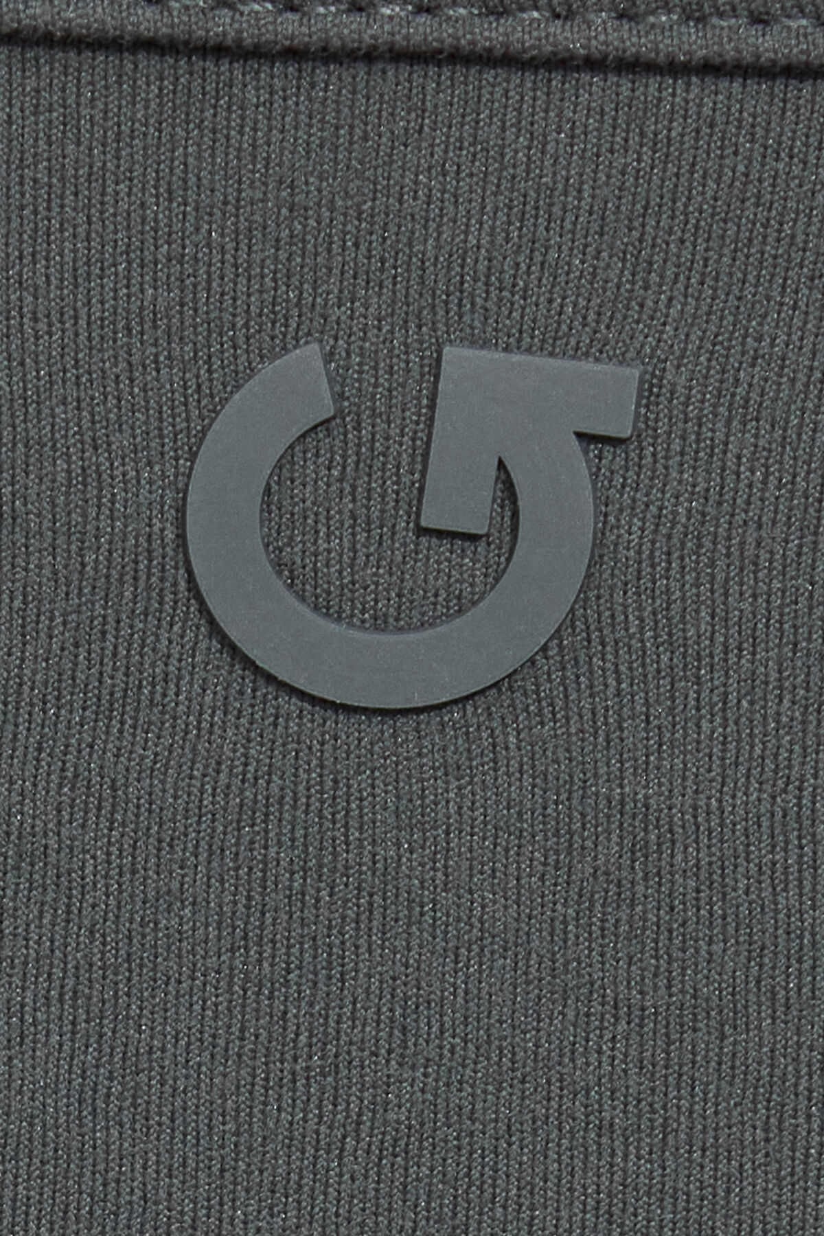 100099973_8D1_alt4_1920x2880-9