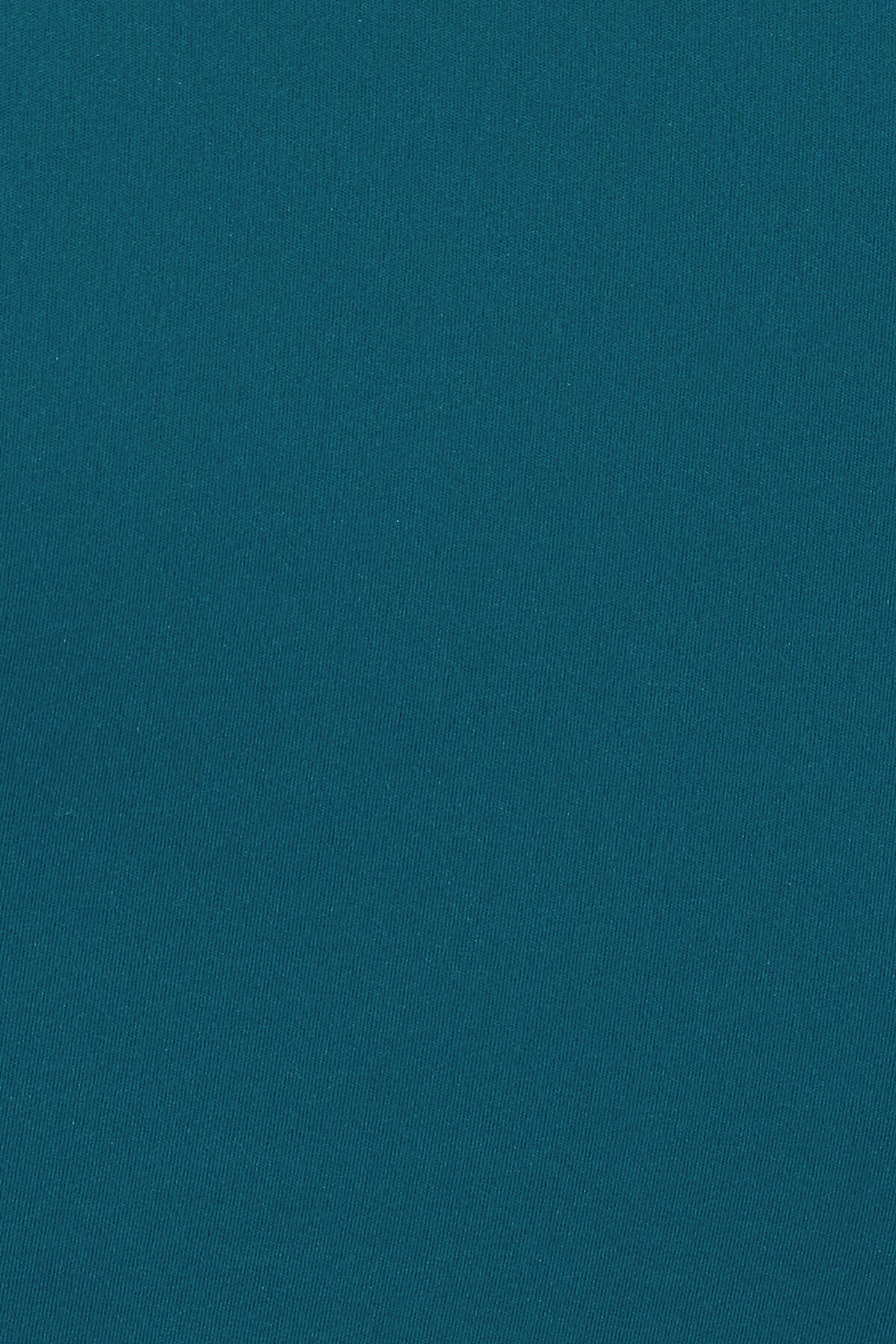 100100045_8I2_alt3_1920x2880