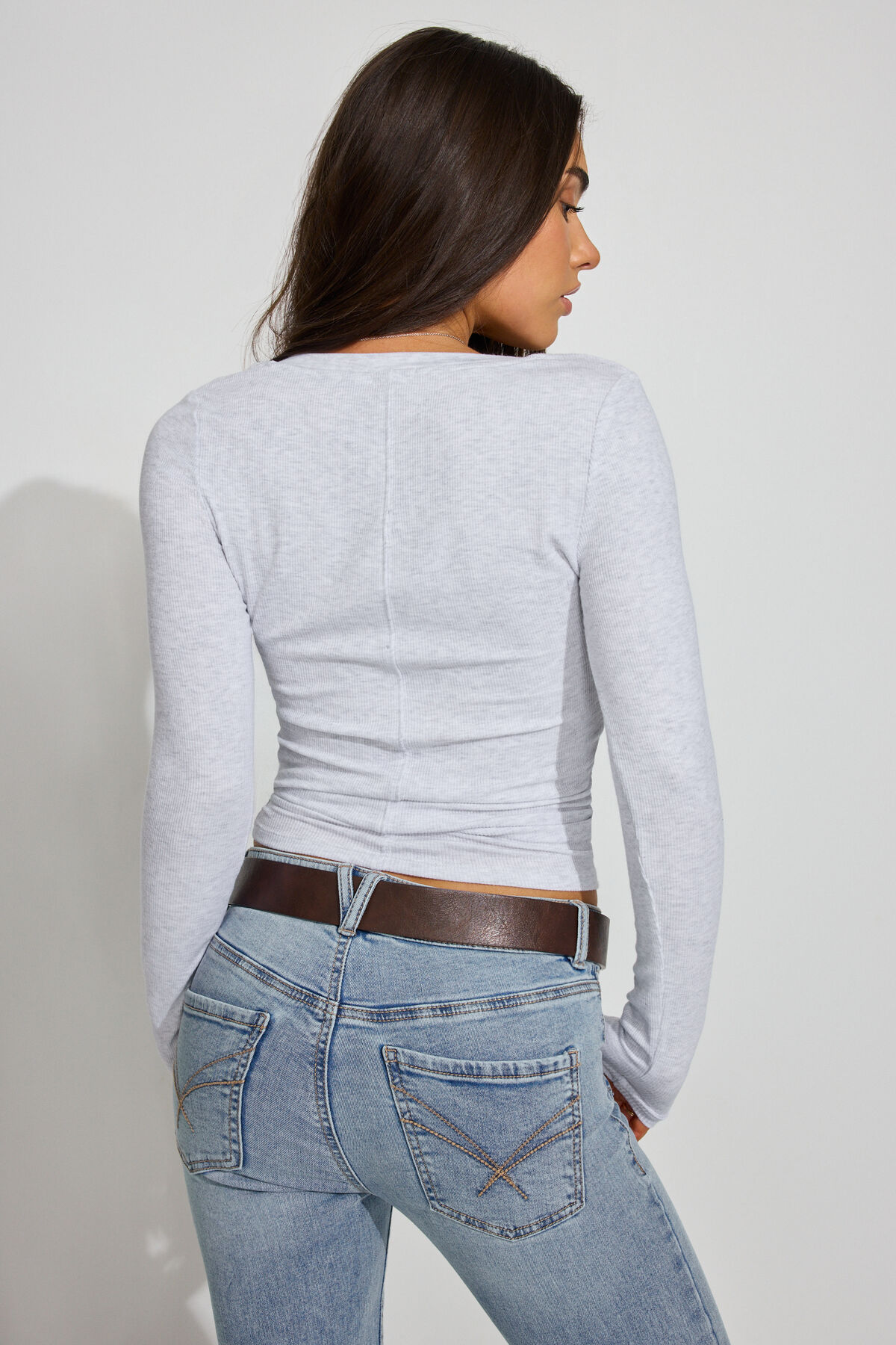 100100050_69I_alt2_1920x2880-9