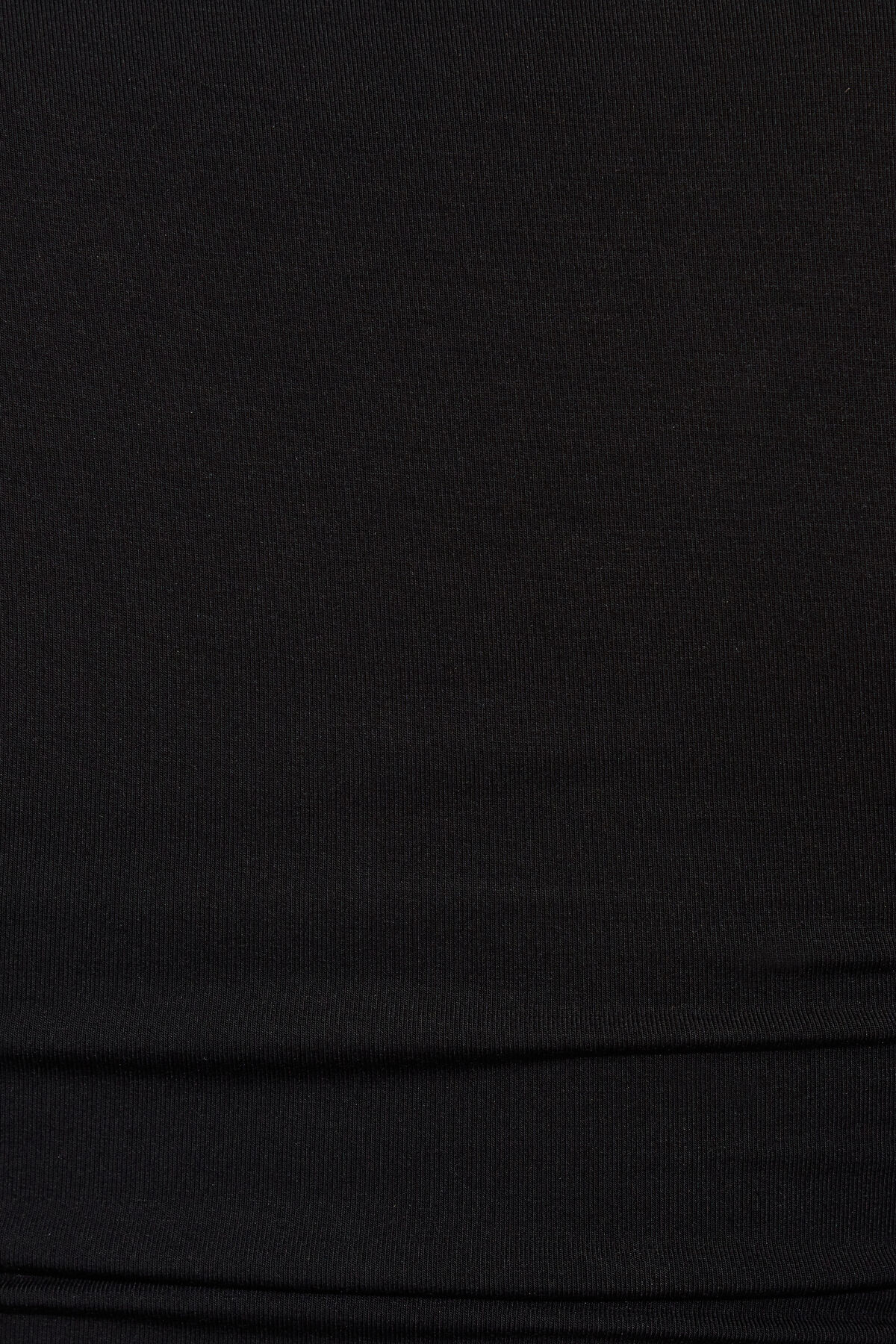 100100895_06V_alt3_1920x2880-3