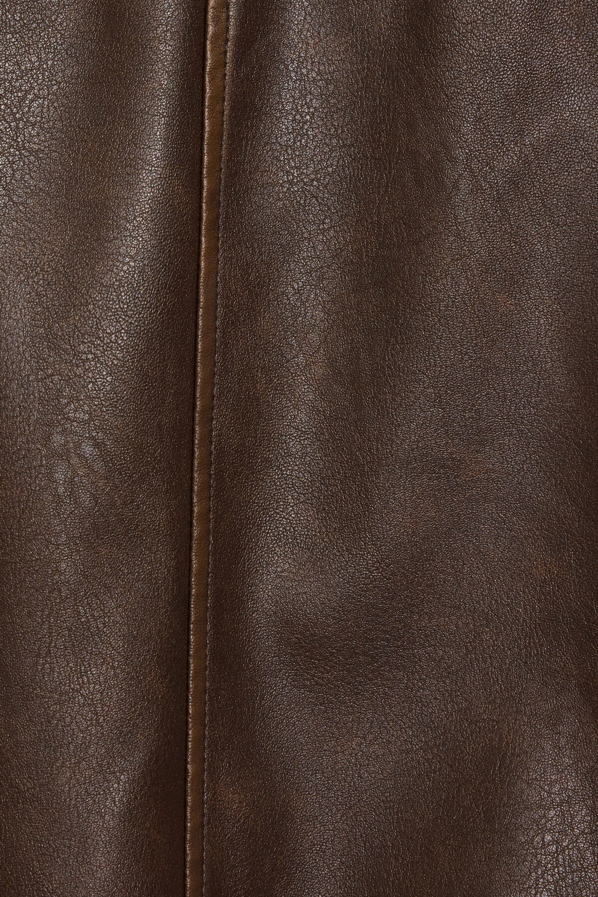 100102698_7NK_alt4_1920x2880-3