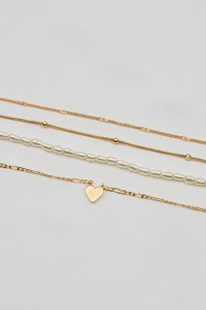 Set of 4 Heart & Pearls Necklaces