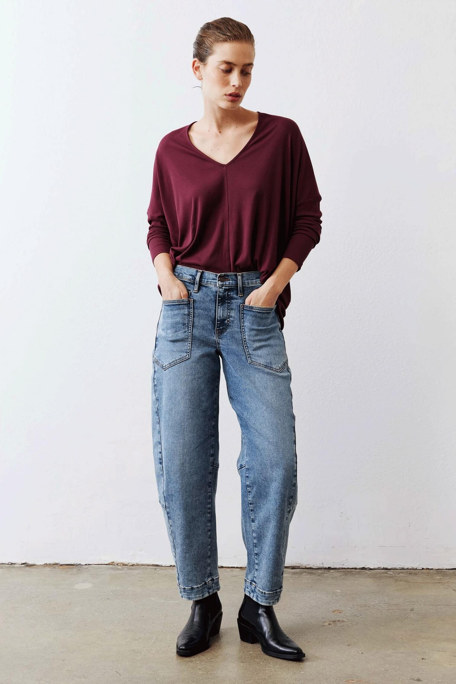 slouchyjeans-3_1_6c67d559-8466-4dea-9afd-60c13269c61a.jpg